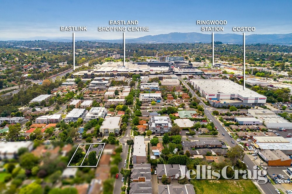 11 Churchill Street, Ringwood image 2