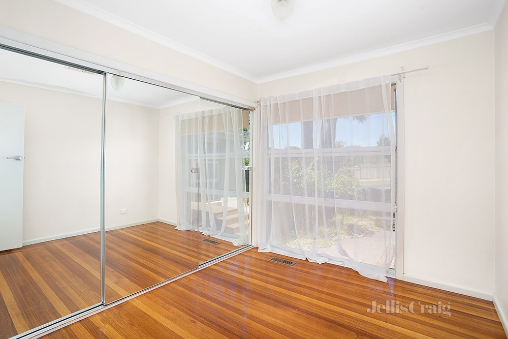 11 Clarks Rd, Keilor East image 5
