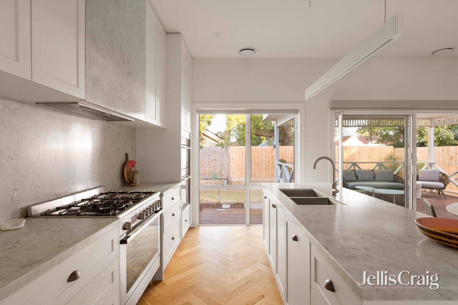 11 Cleveland Street, Northcote image 8