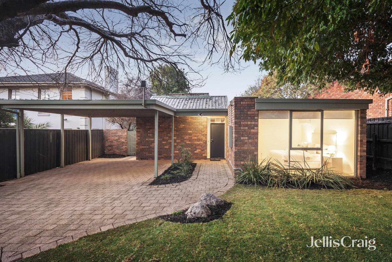 11 Clyde Street, Glen Iris image 10