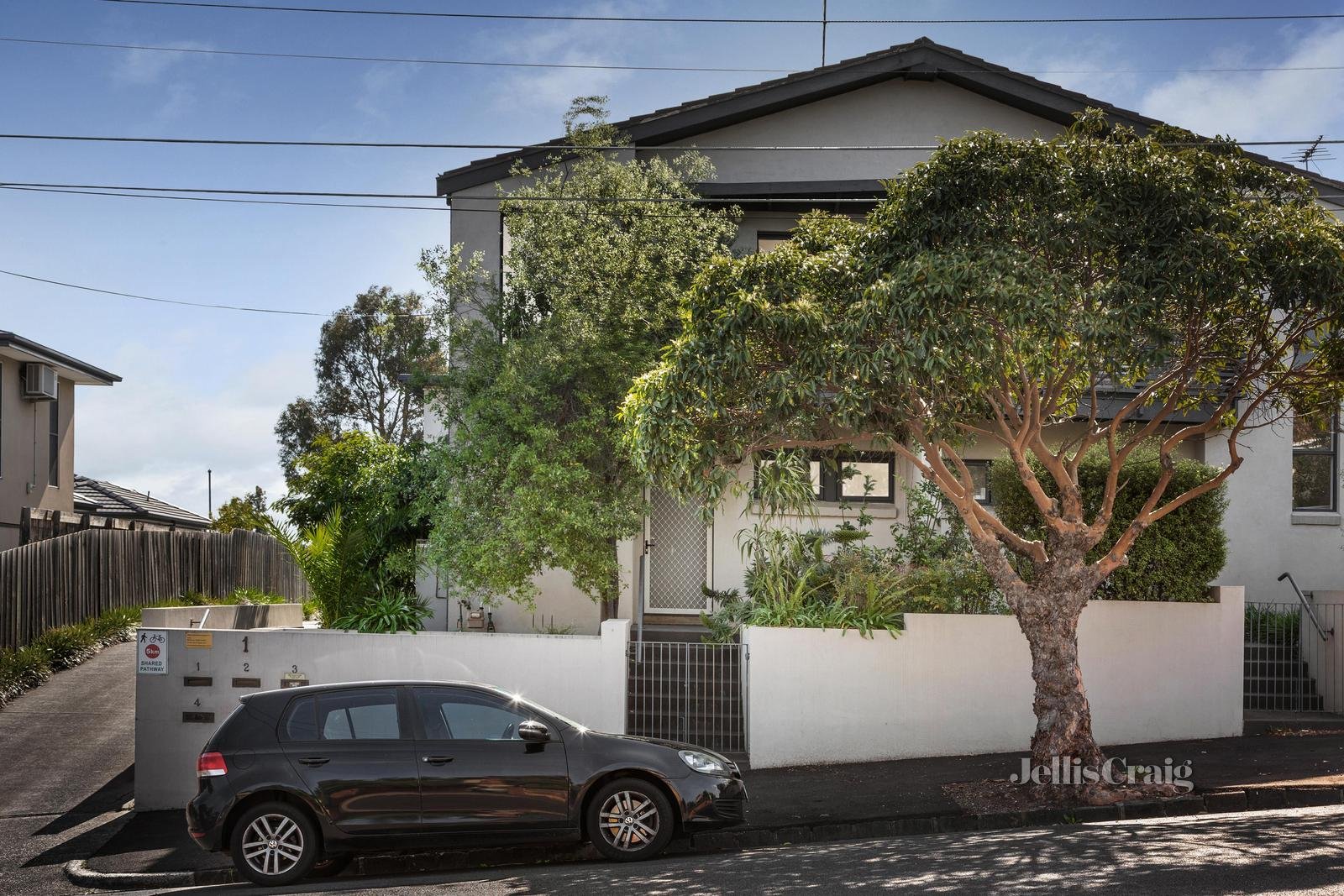 1/1 Cohuna Street, Brunswick West image 1