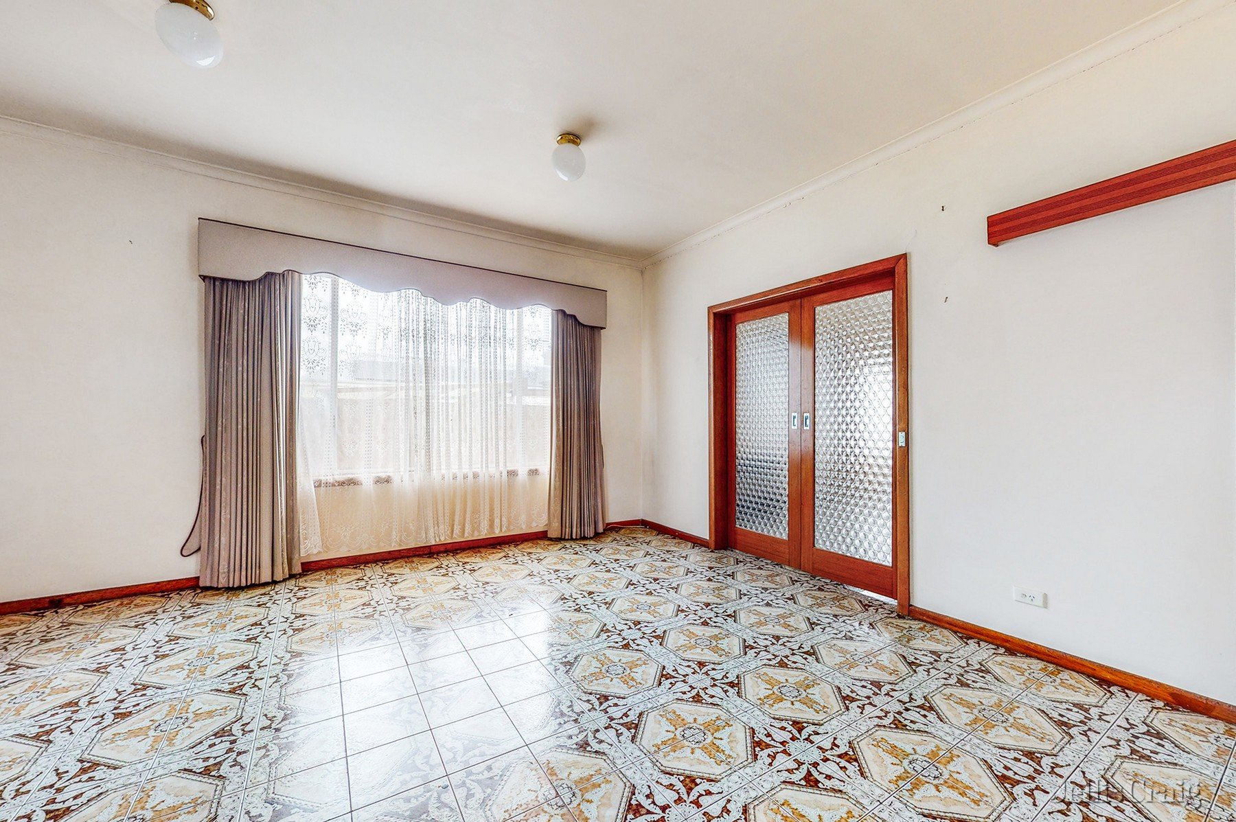 11 Commercial Road, Footscray image 4