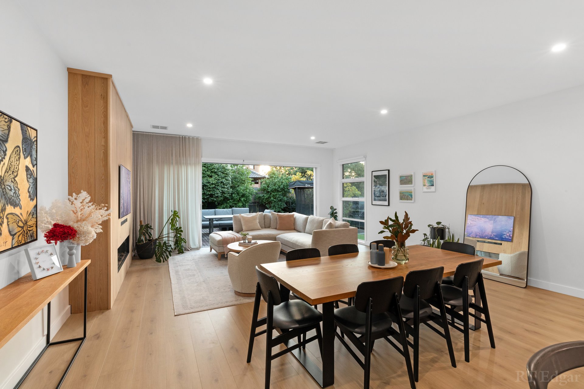 Property Gallery Thumbnail 2