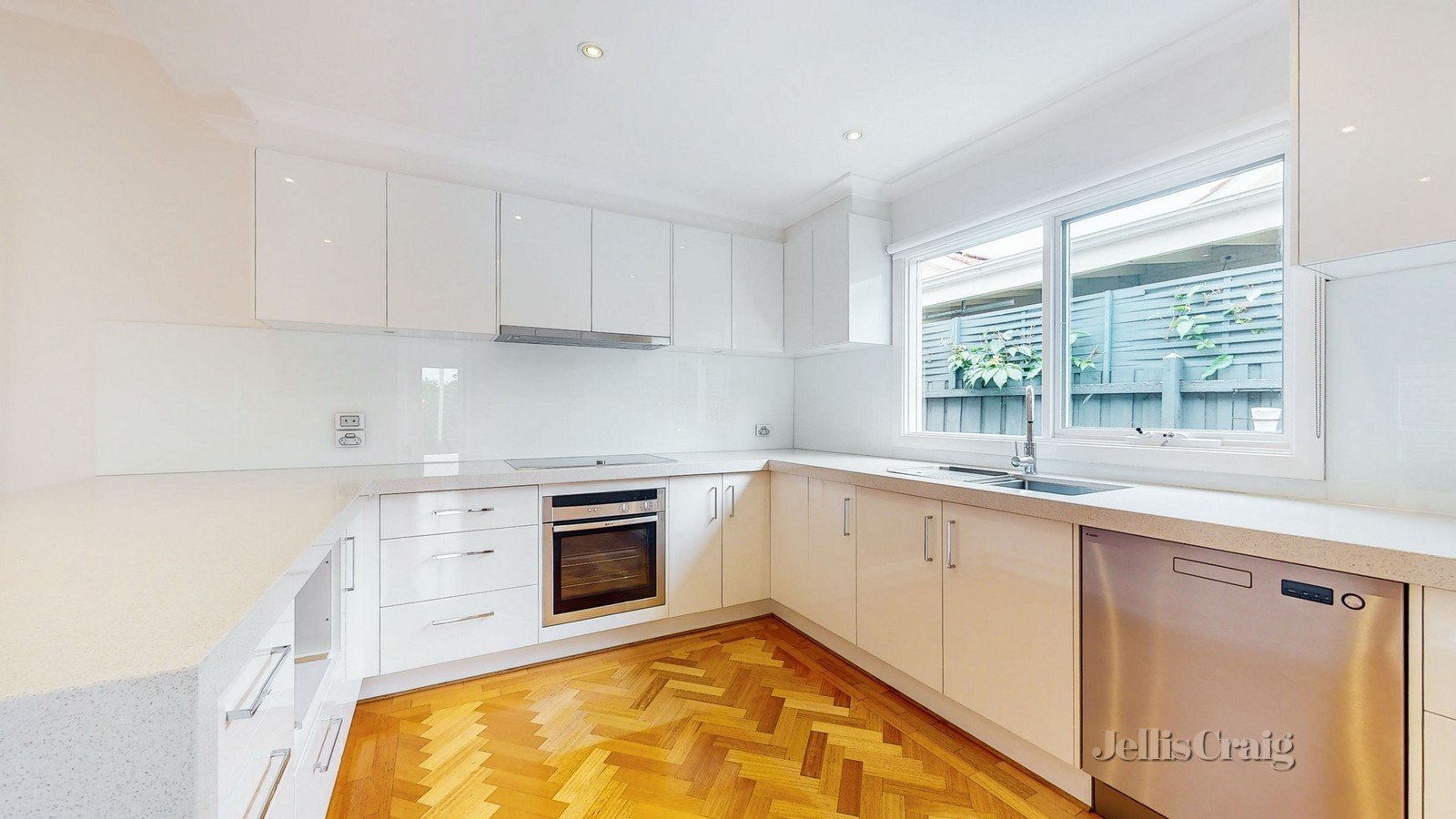 11 Courang Road, Glen Iris image 4