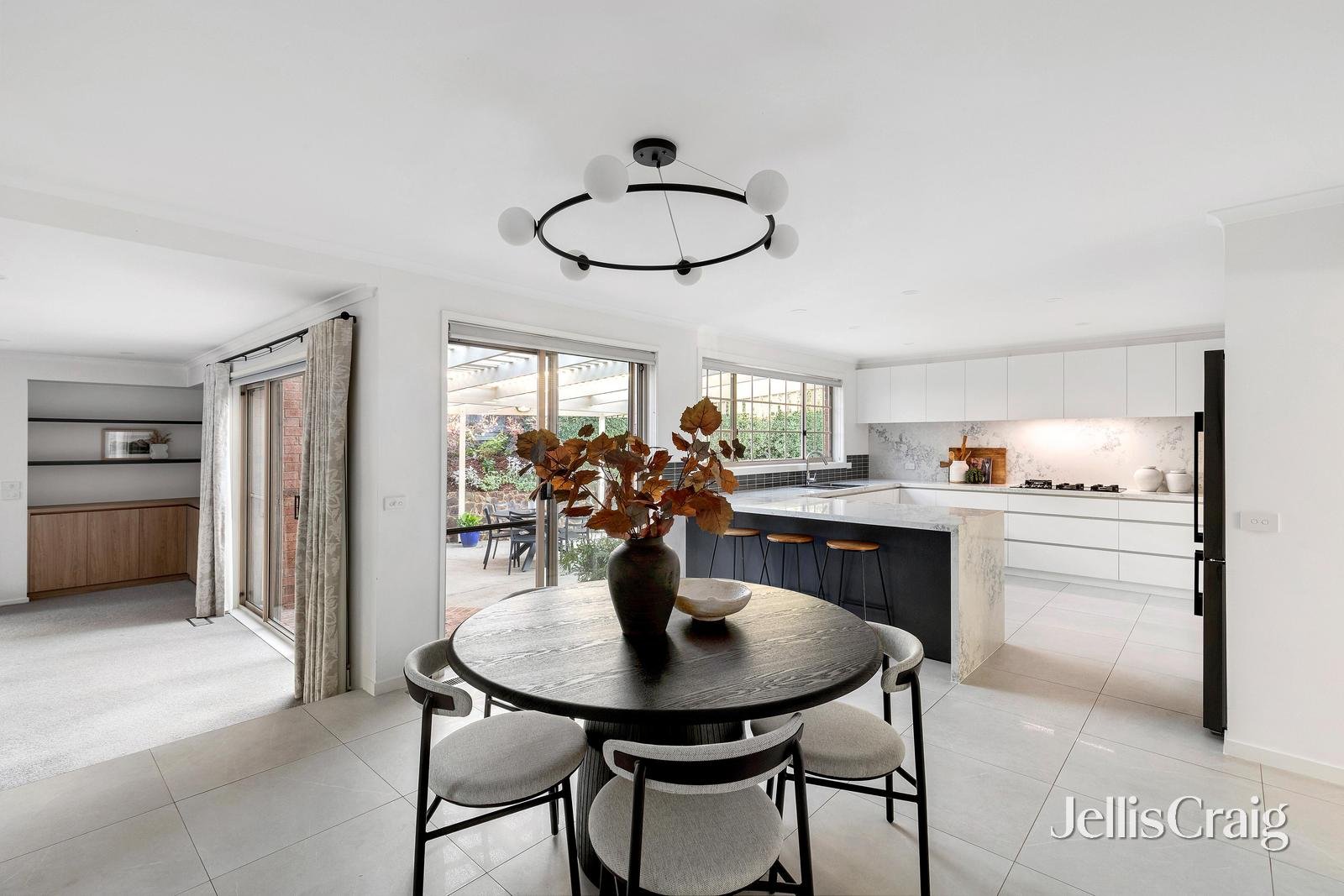 11 Covala Court, St&nbsp;Helena image 6