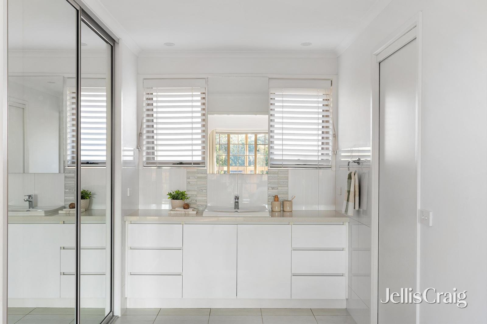 11 Covala Court, St&nbsp;Helena image 17