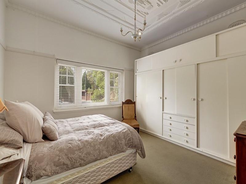 11 Cremorne Street, Balwyn image 4