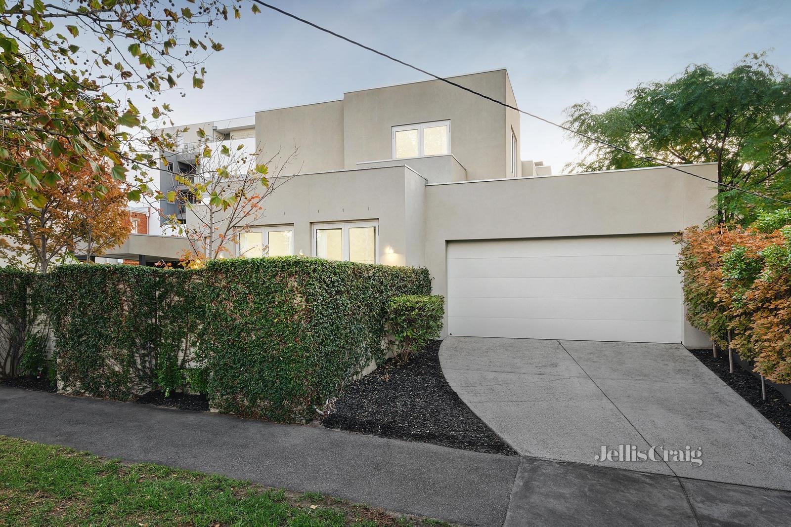 1/1 Cressy Street, Malvern image 1