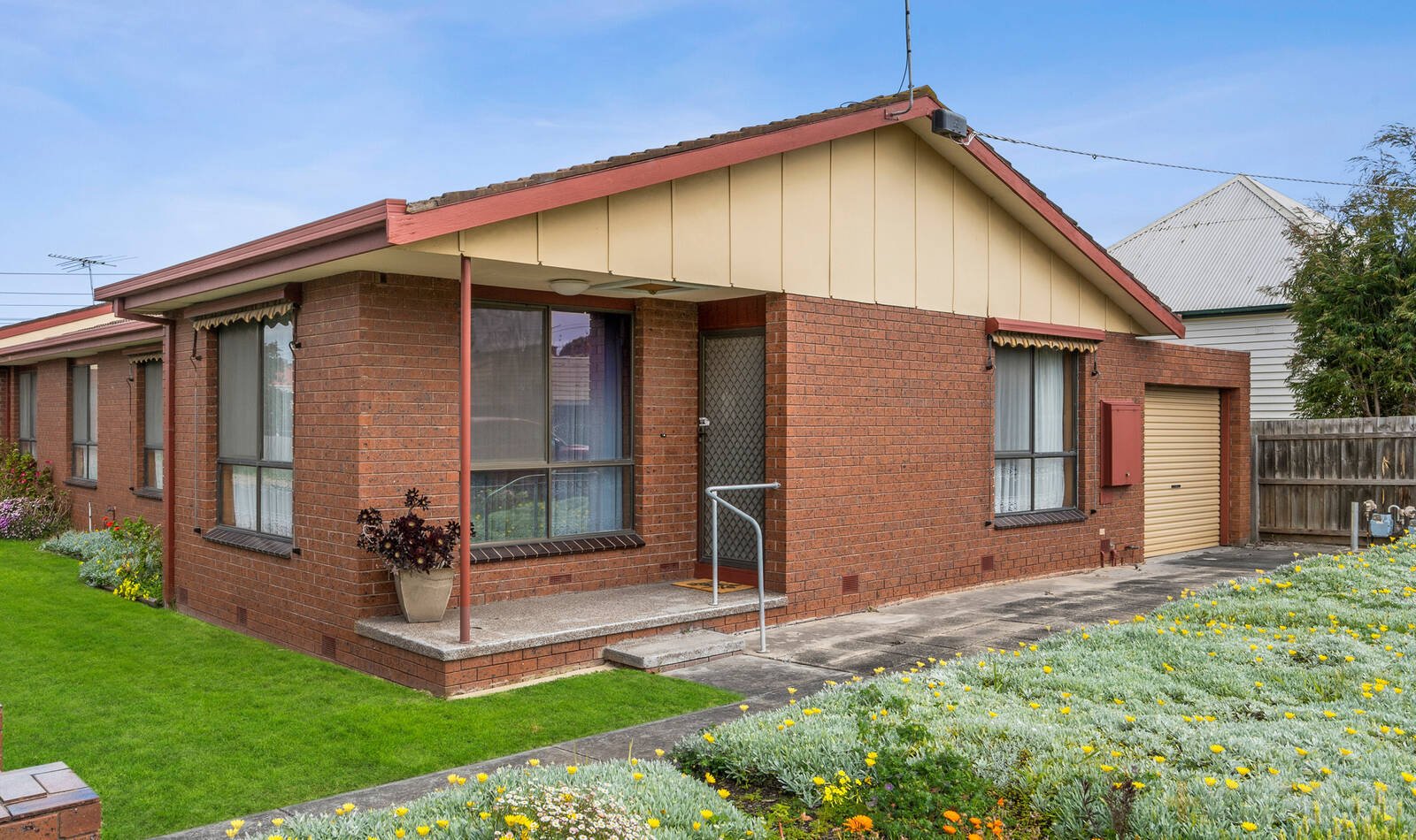 1 / 1 Crofton Street Geelong West Hodges