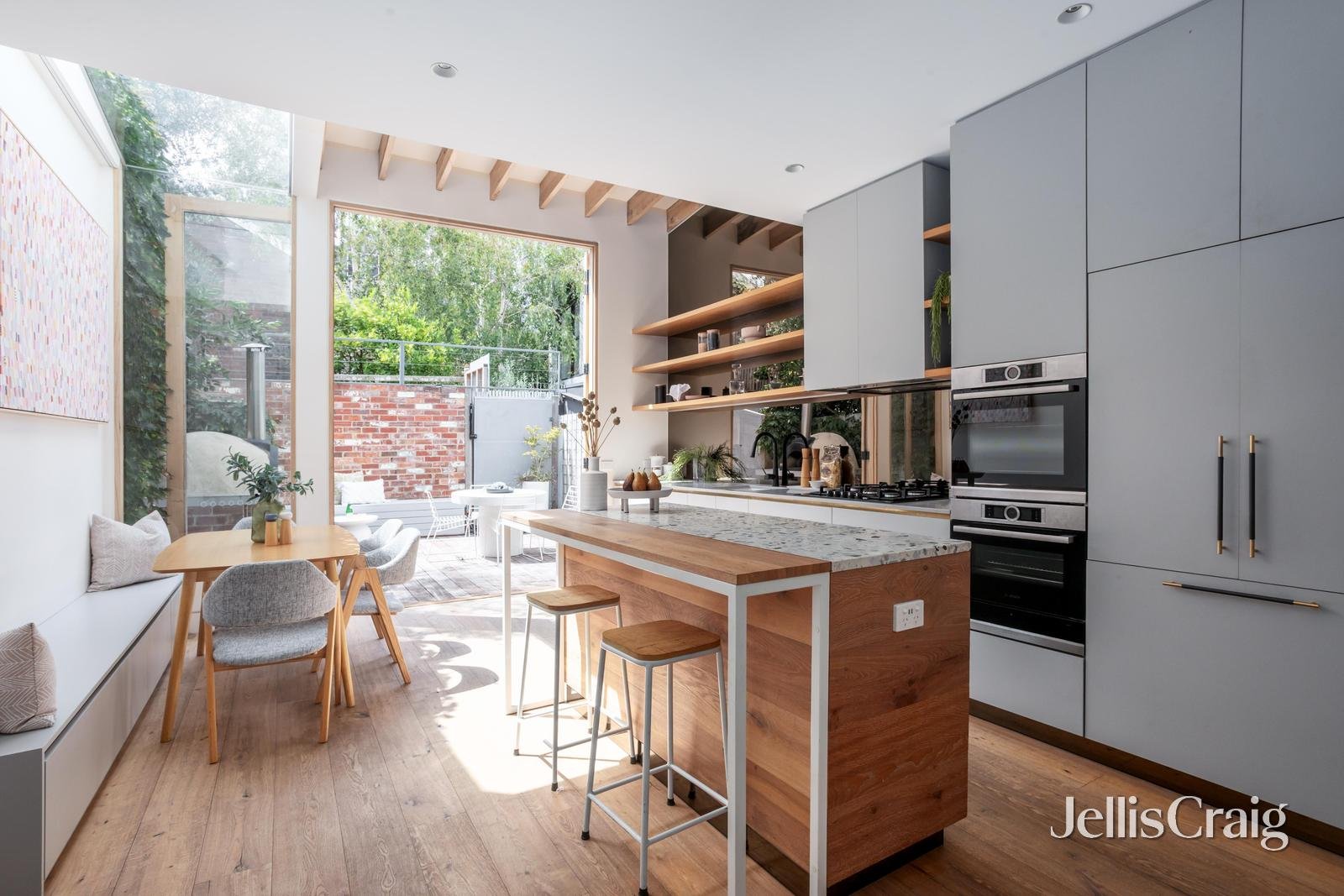 11 Crown Street, Richmond image 2