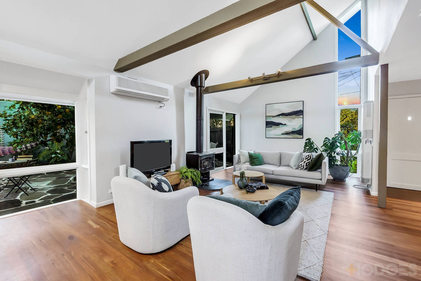 11 Daniel Court Mentone