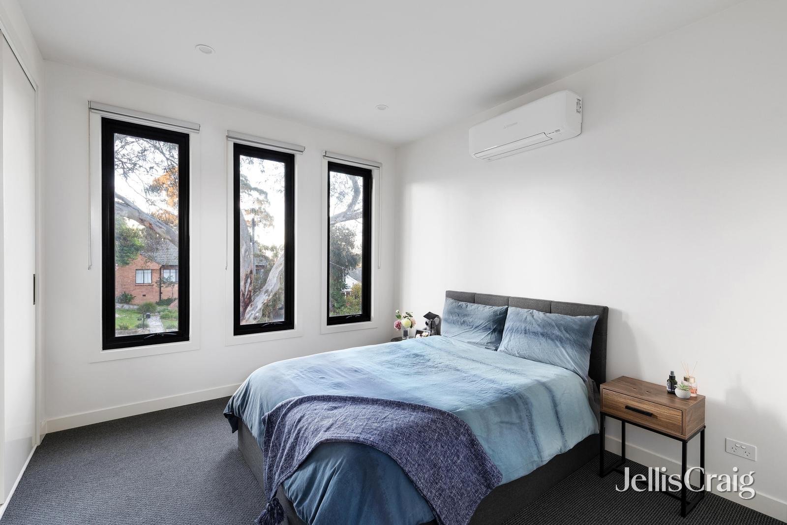 11 Darvall Street, Rosanna image 8