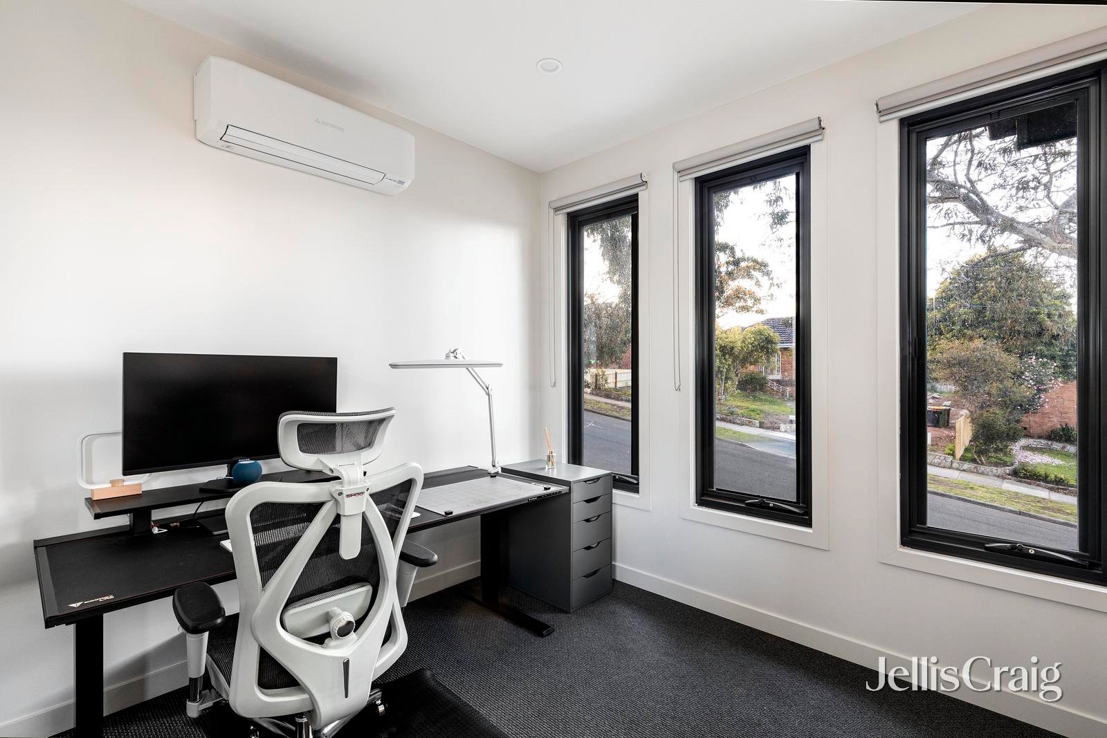 11 Darvall Street, Rosanna image 9
