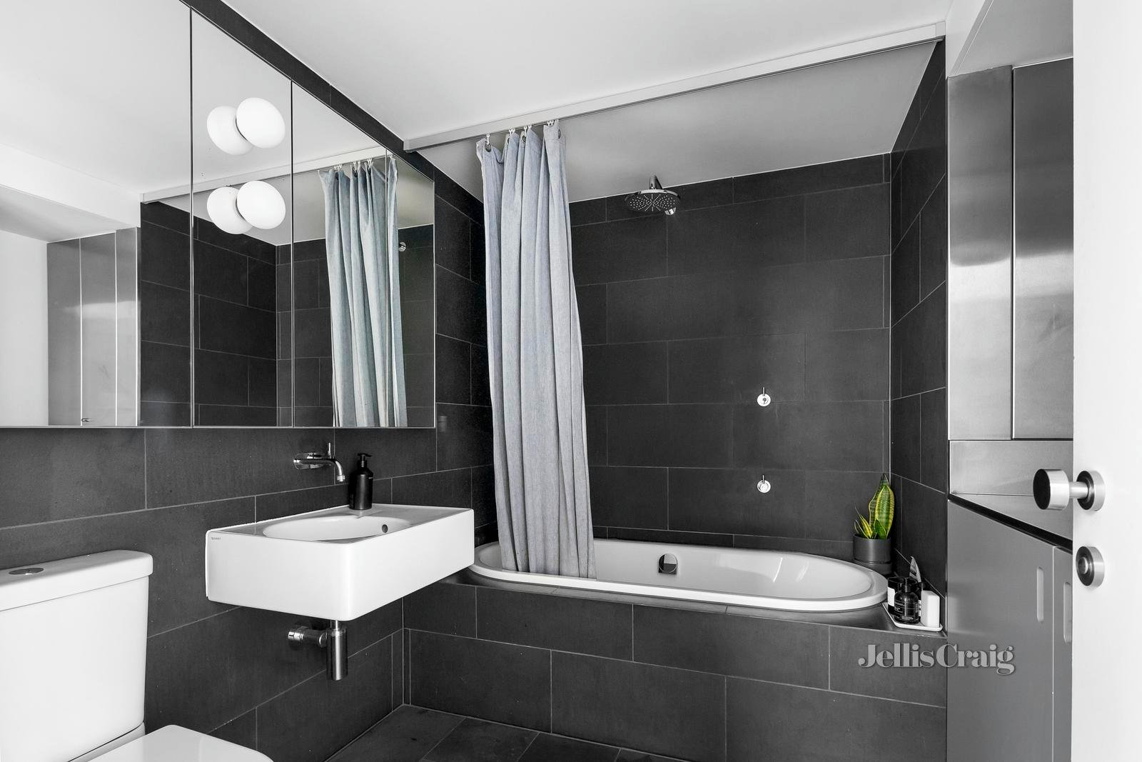 11 David Street, Carlton image 19