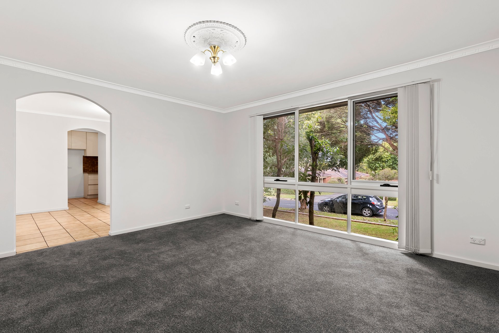 1/1 David Street, Ringwood image 4