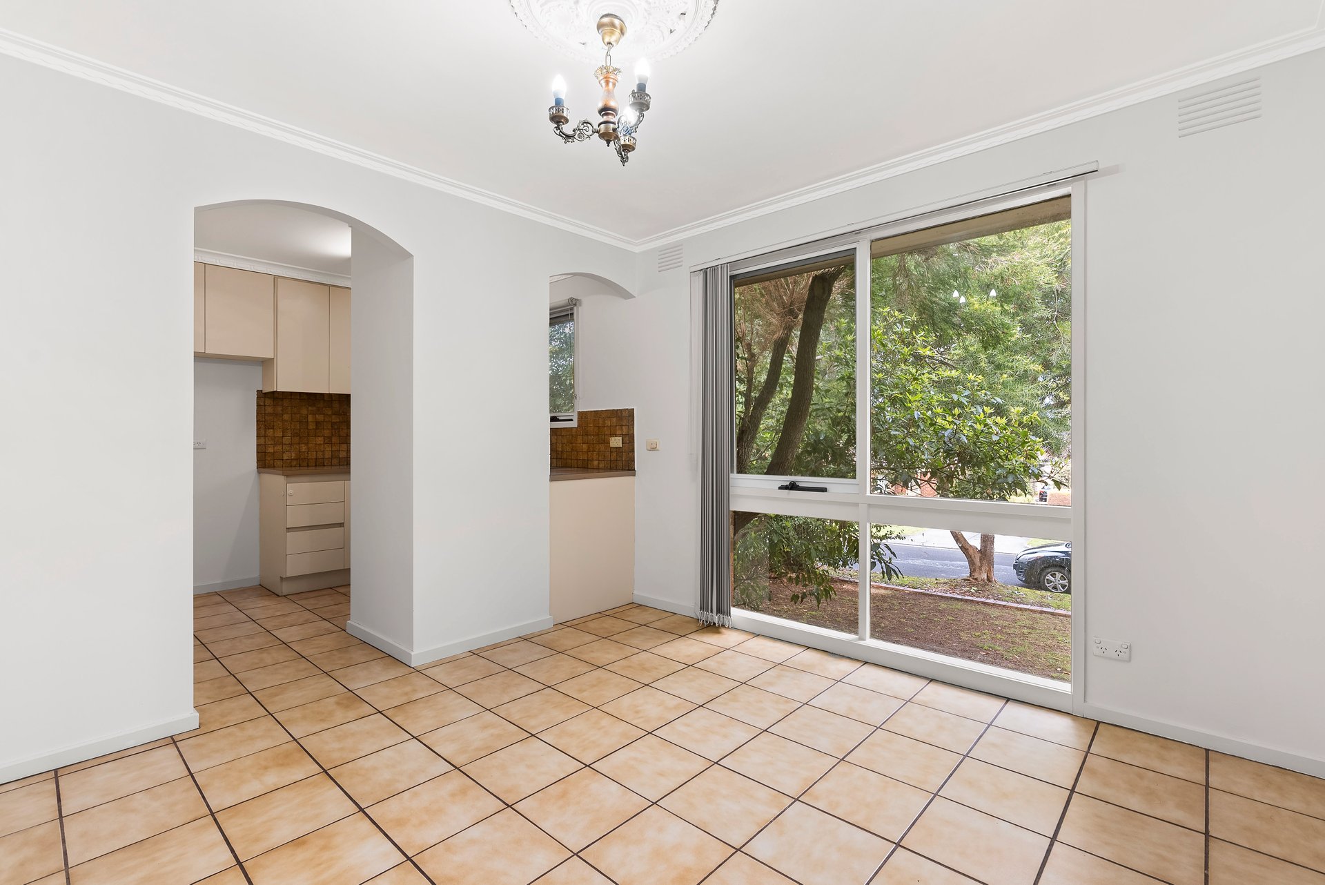 1/1 David Street, Ringwood image 3