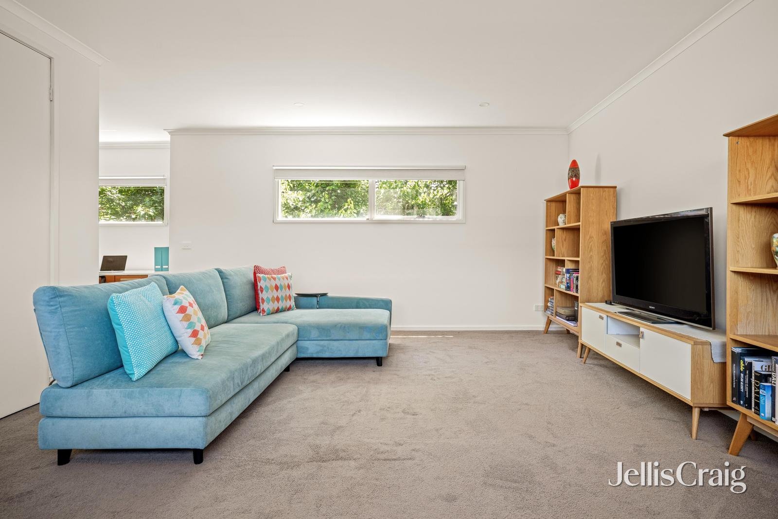 11 Derring Lane, Cheltenham image 4