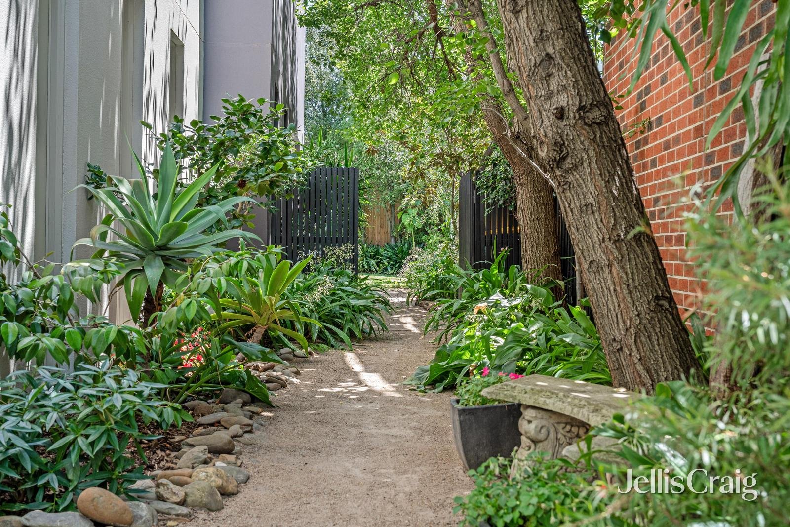 11 Derring Lane, Cheltenham image 12