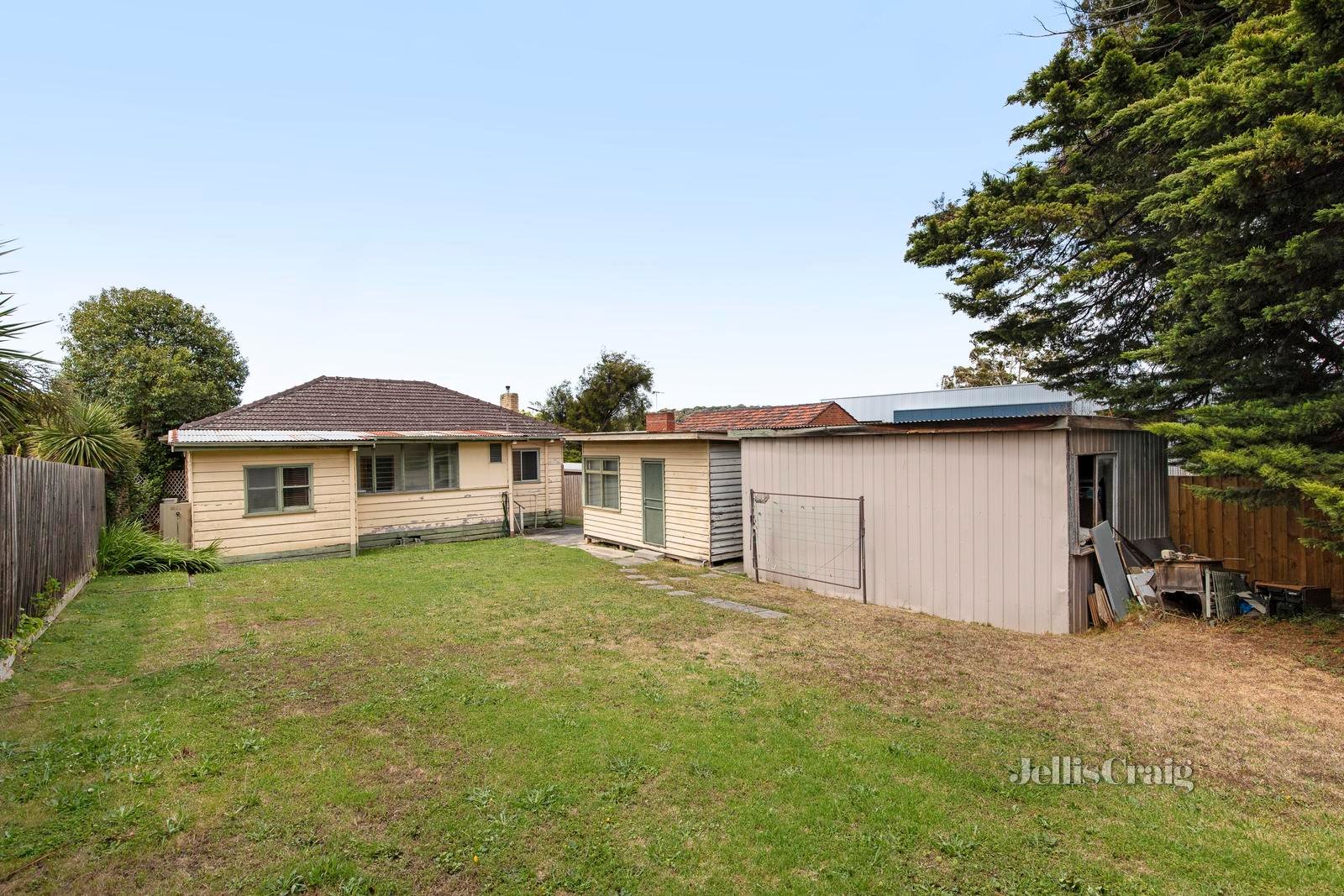 11 Dobson Avenue, Rosanna image 5