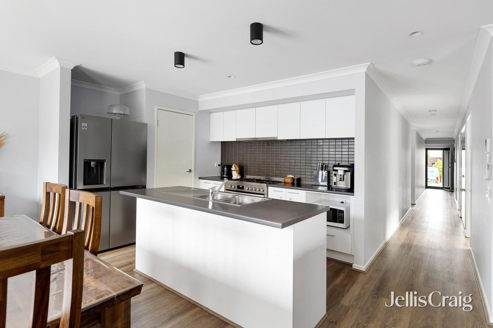 11 Dock Road, Doreen image 4