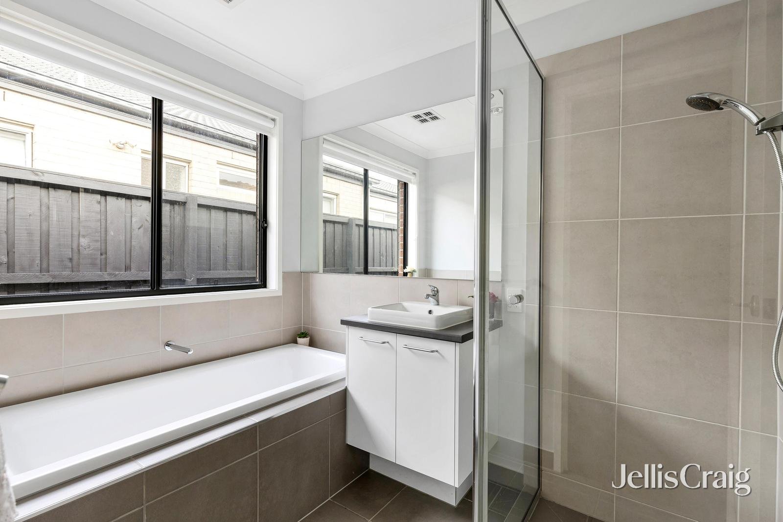 11 Dock Road, Doreen image 10