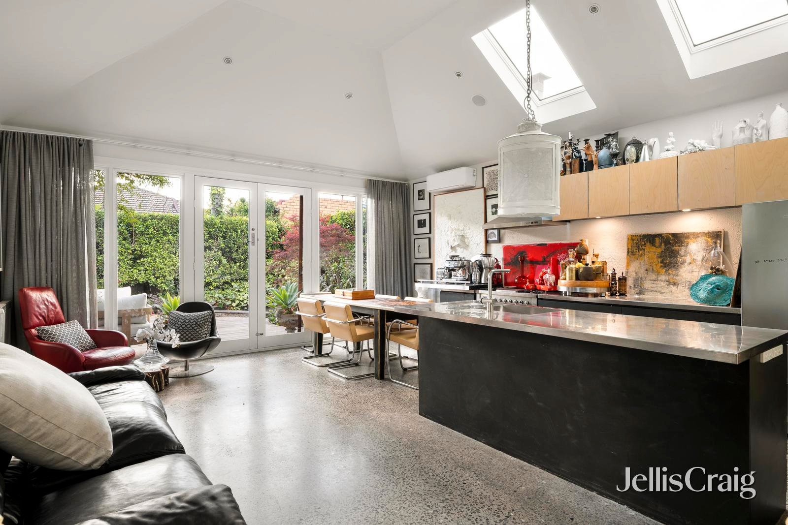 11 Dudley Street, Fitzroy North image 4