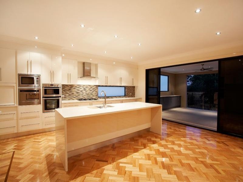 11 Dumblane Street, Balwyn North image 3