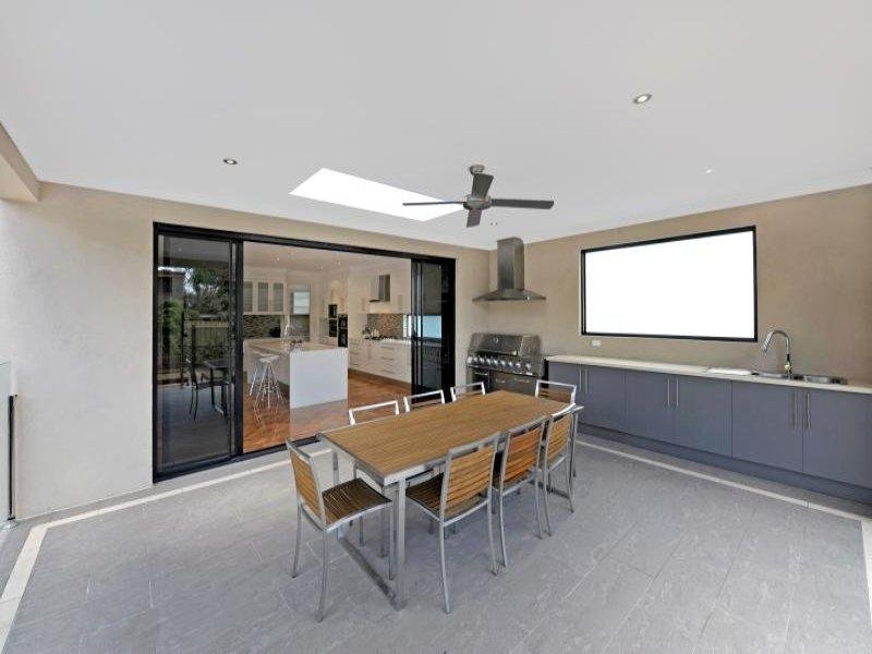 11 Dumblane Street, Balwyn North image 9