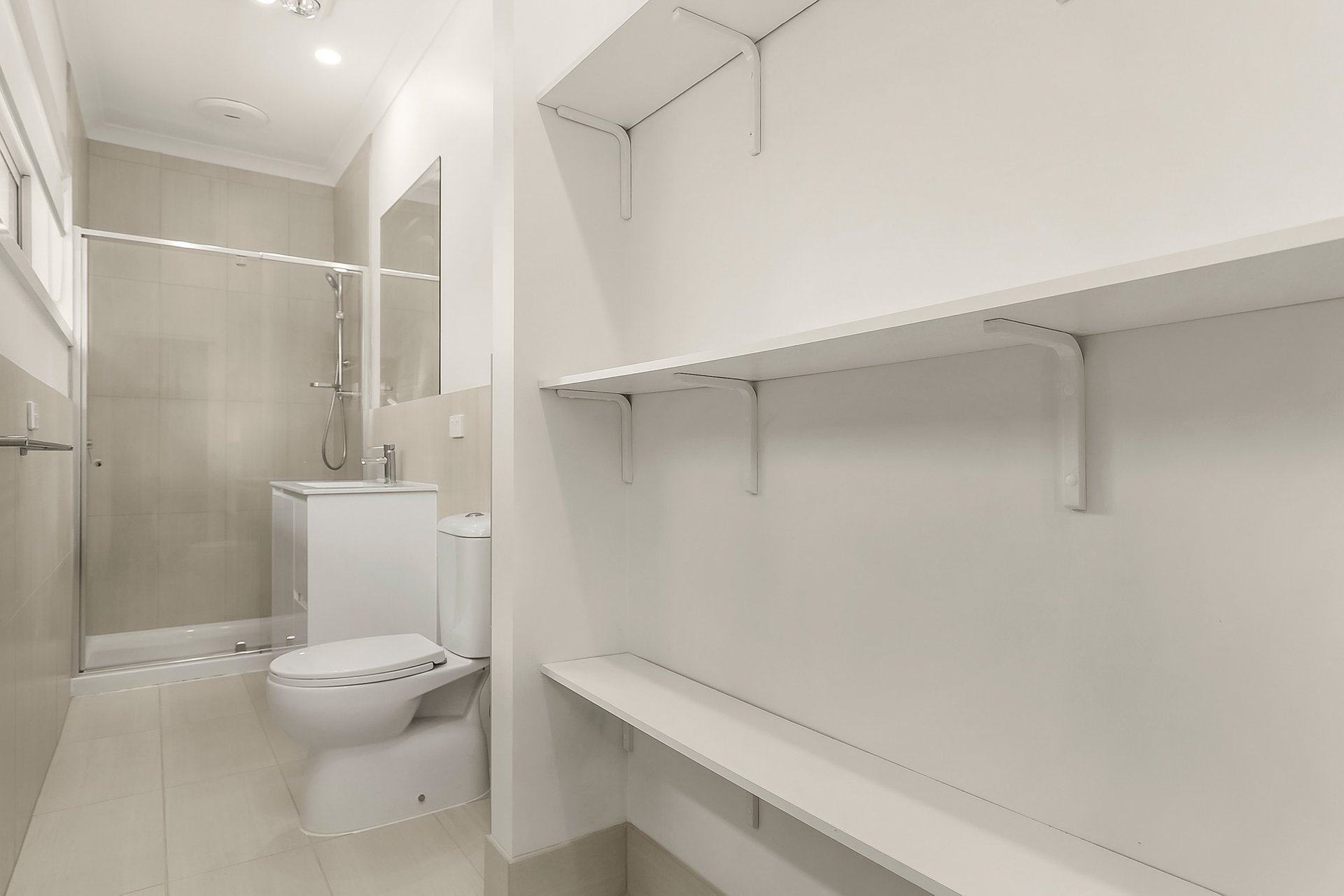 Property Gallery Thumbnail 7
