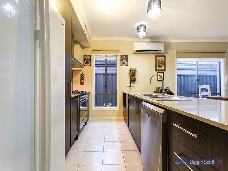 11 Edenvale Street, Wyndham Vale image 4