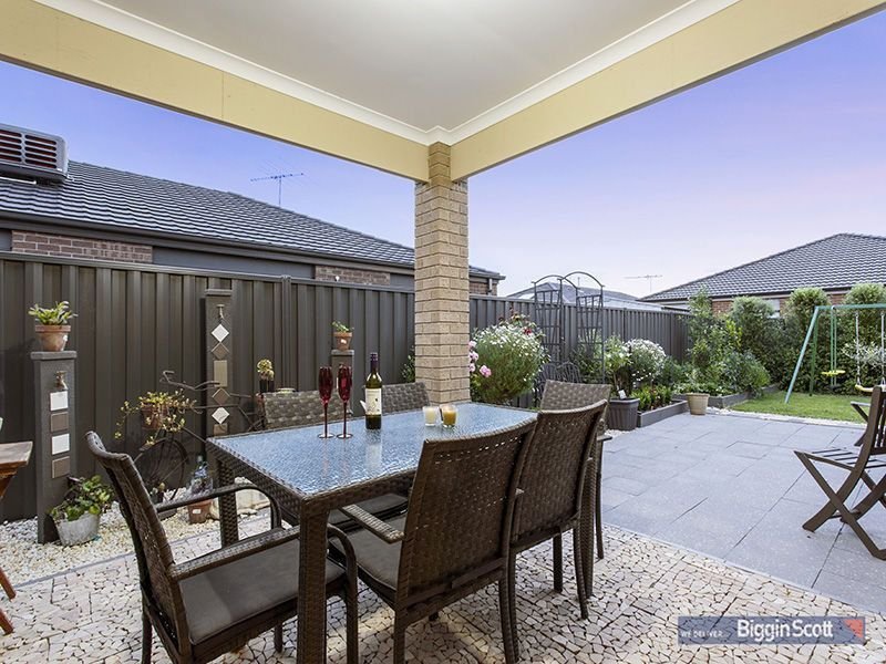 11 Edenvale Street, Wyndham Vale image 10