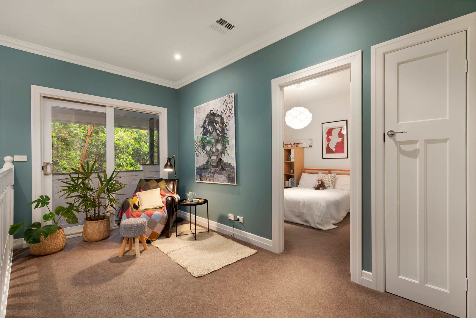 Property Gallery Thumbnail 9