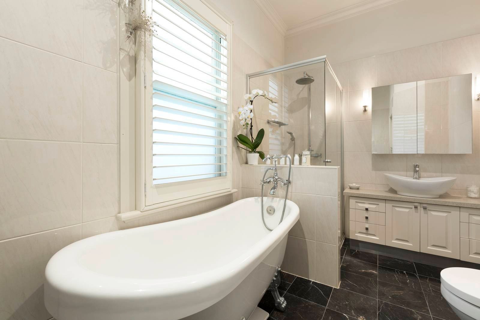 Property Gallery Thumbnail 10