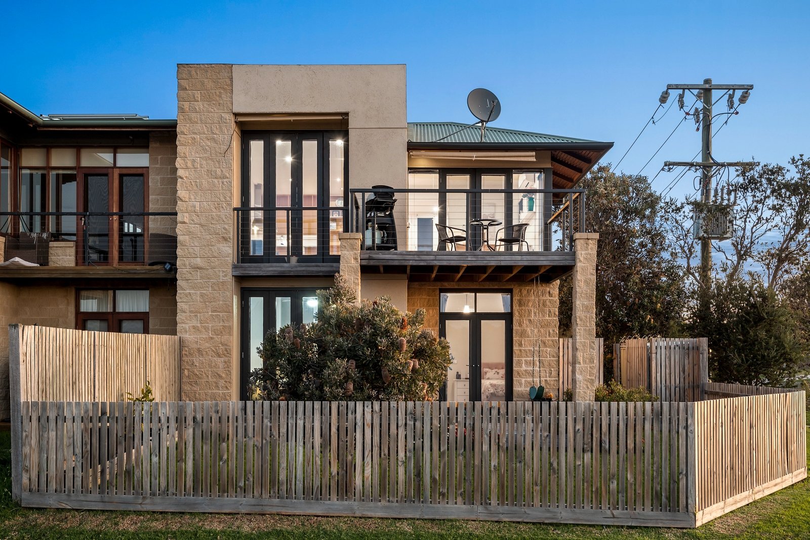 Property Gallery Thumbnail 3