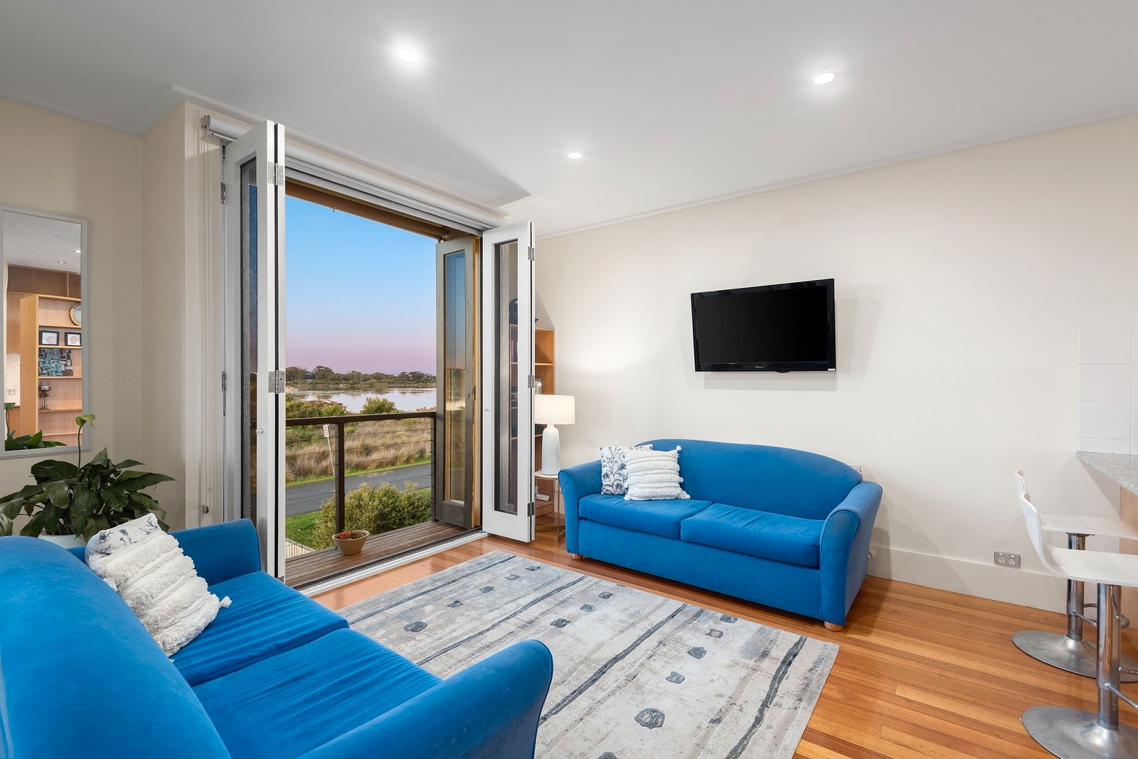Property Gallery Thumbnail 5