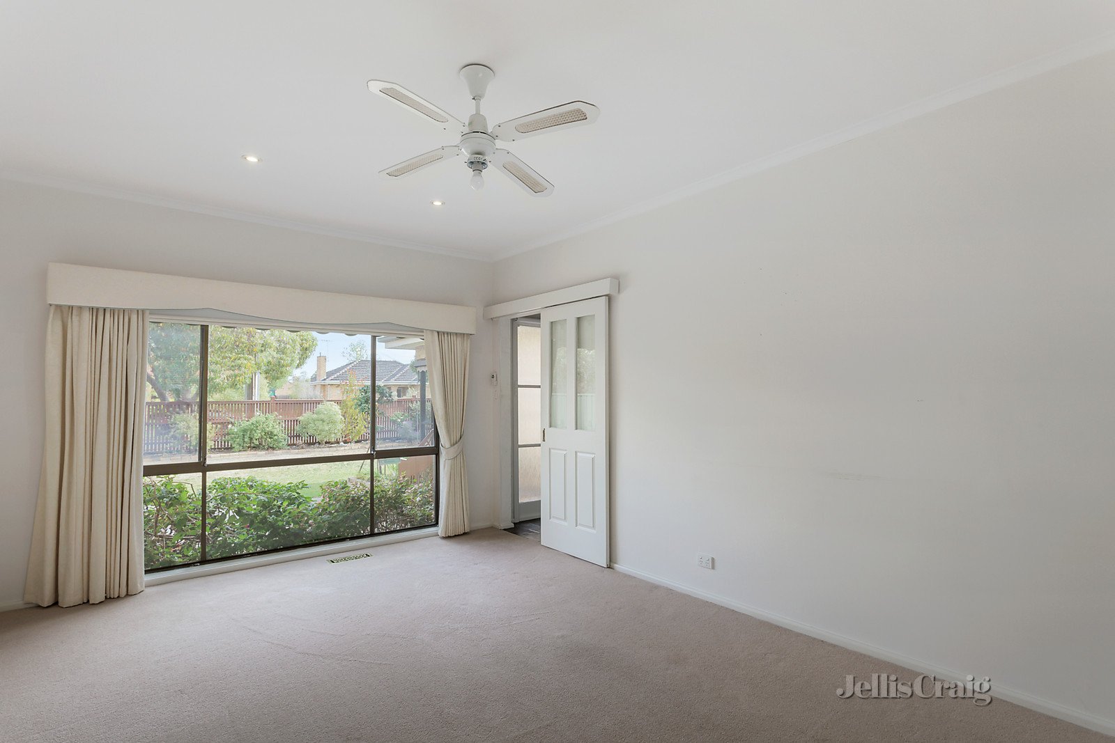 11 Edinburgh Street, Bentleigh East image 2