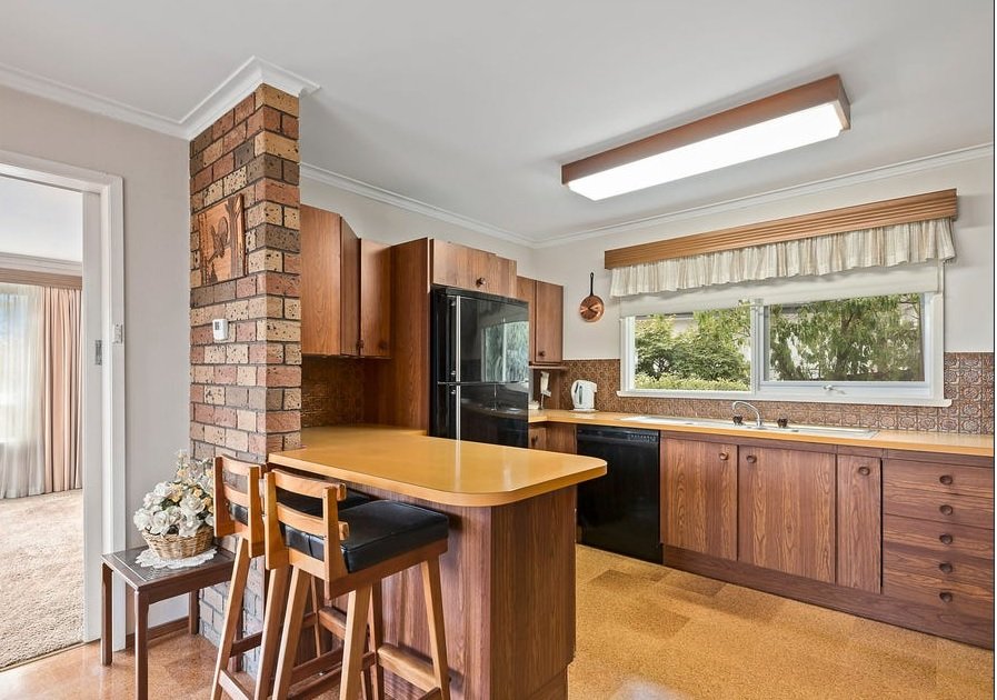 Property Gallery Thumbnail 3