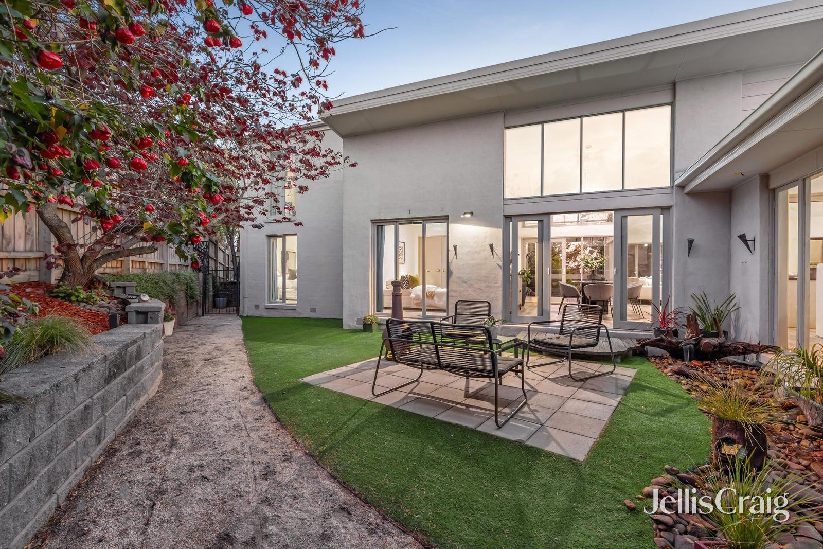 11 Elana Court, Croydon North image 15