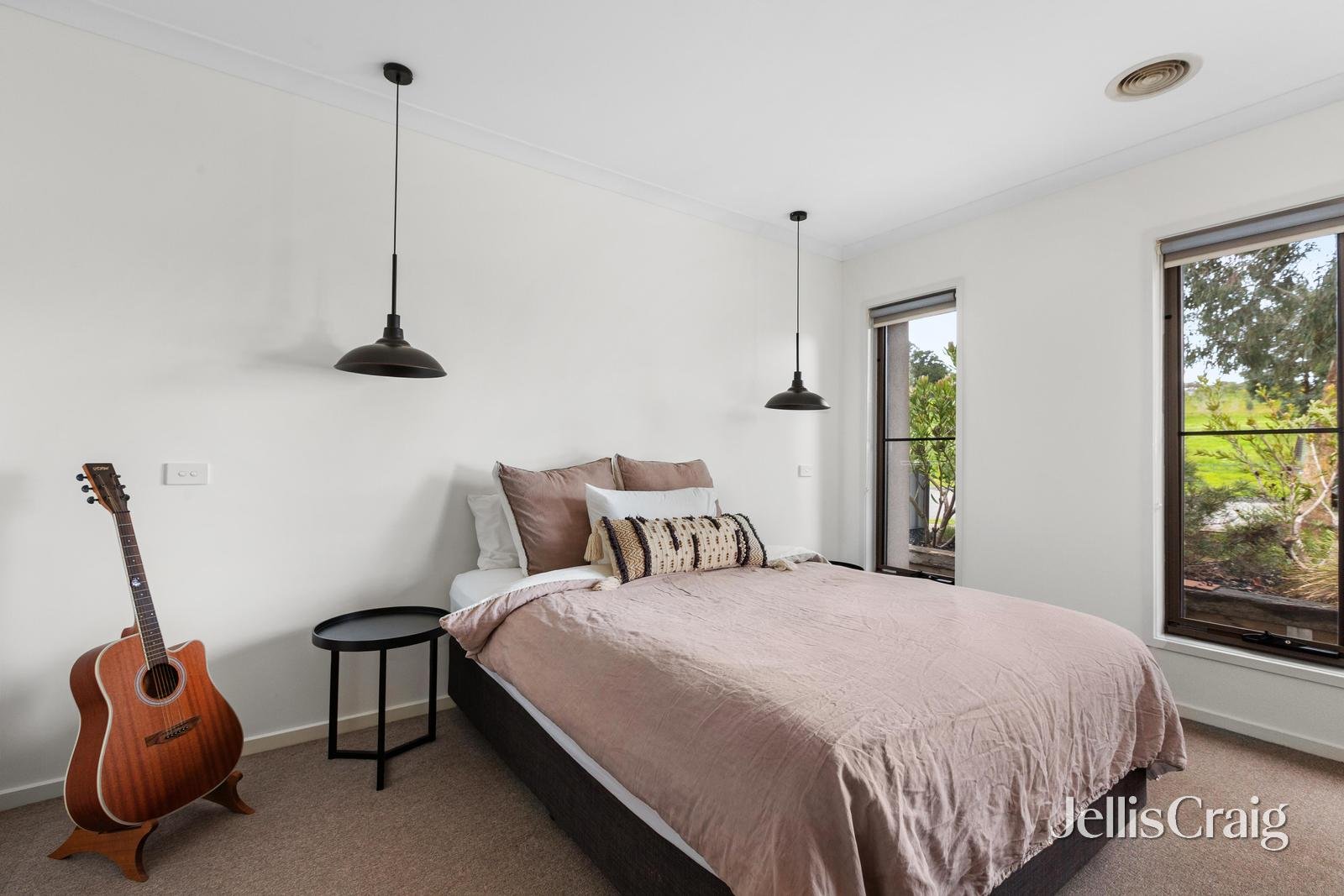 11 Eldorado Loop, Mernda image 10