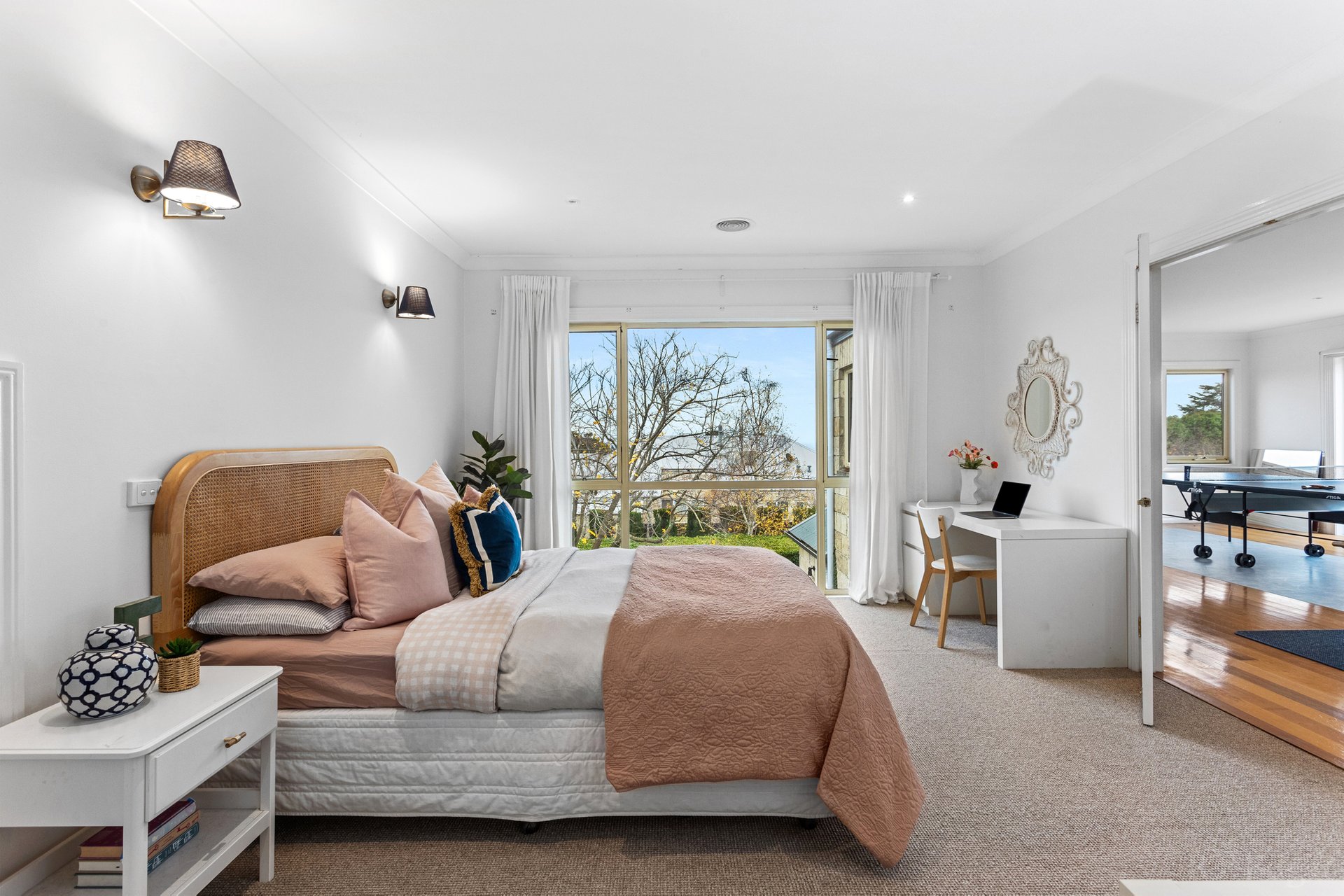 Property Gallery Thumbnail 8