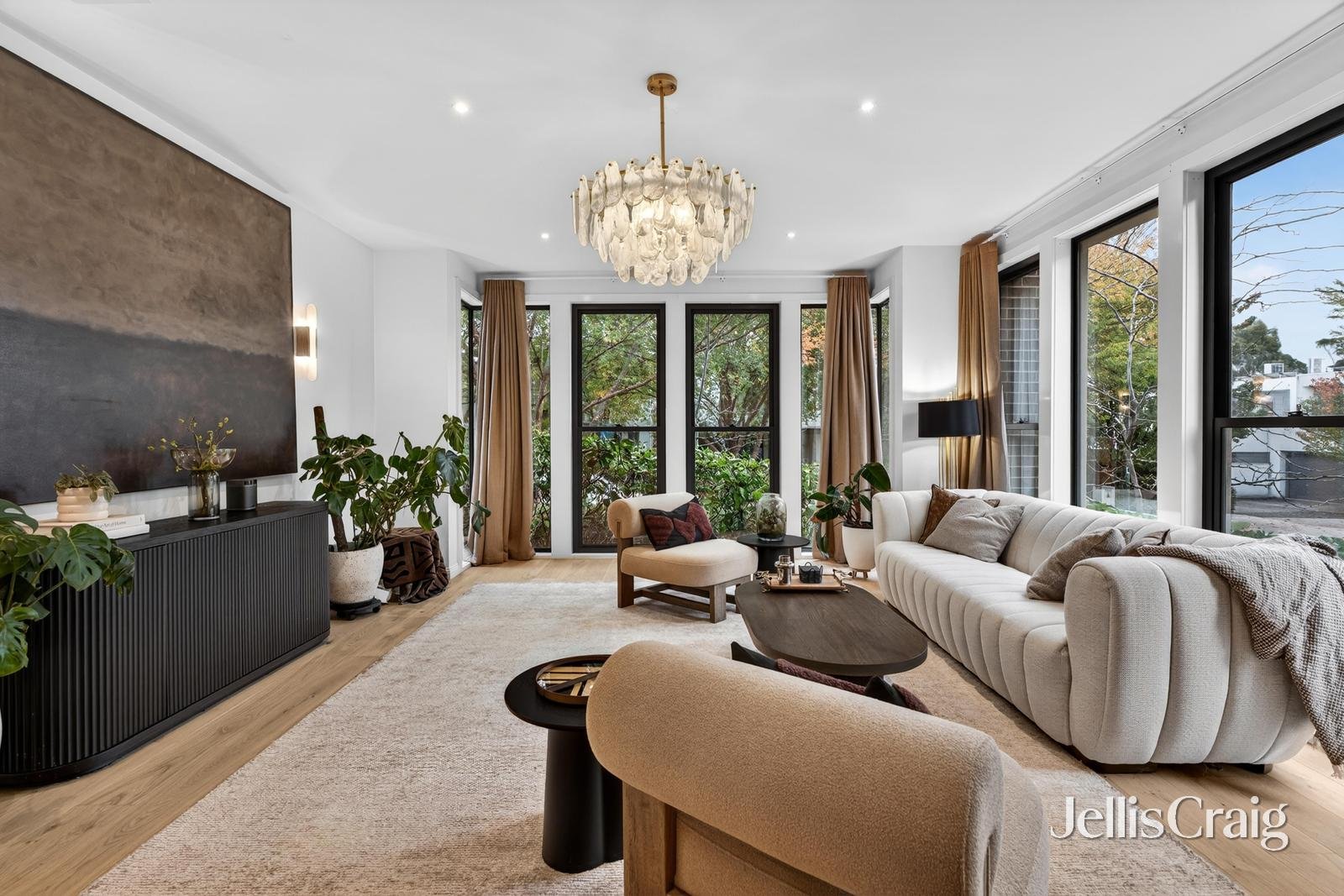 11 Elmington Avenue, Forest&nbsp;Hill image 2