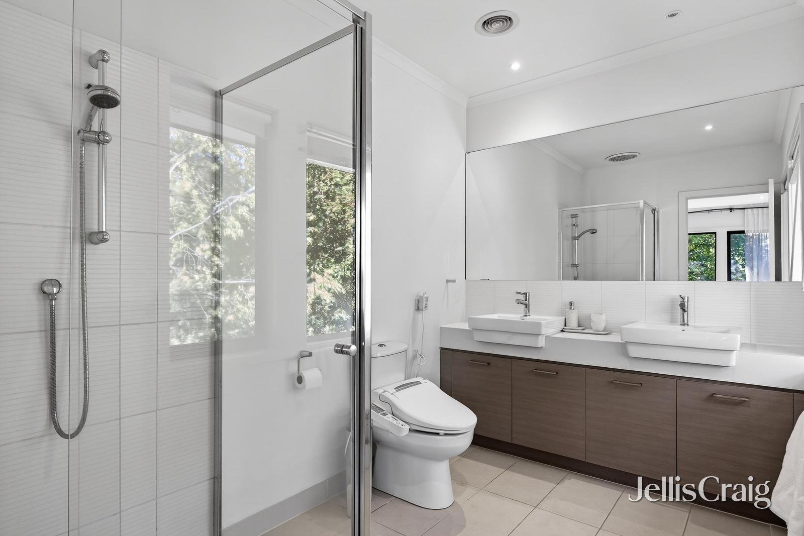 11 Elmington Avenue, Forest&nbsp;Hill image 9