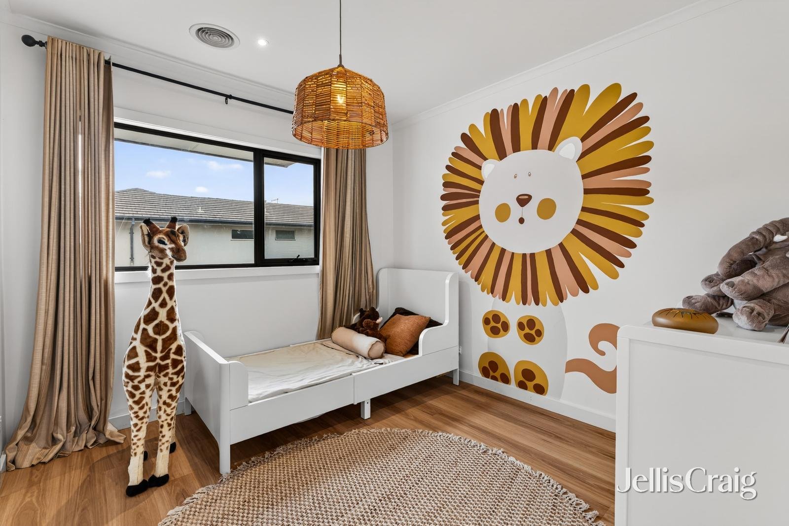 11 Elmington Avenue, Forest&nbsp;Hill image 13