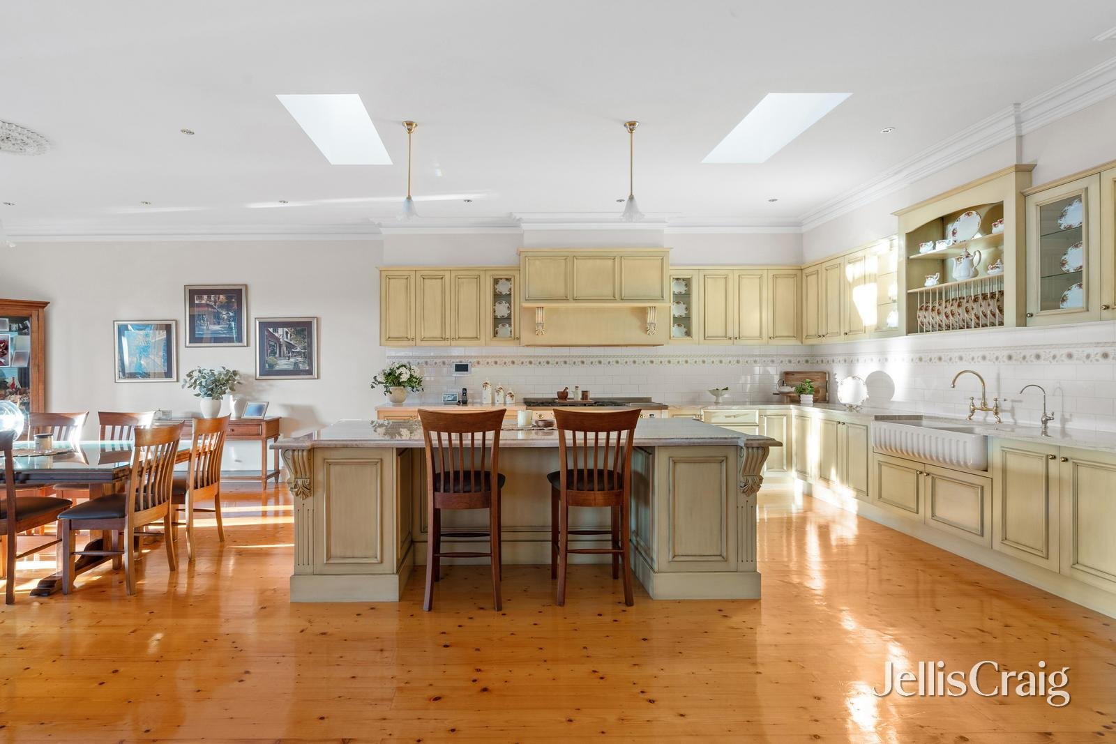 11 Emu Avenue, Altona image 3