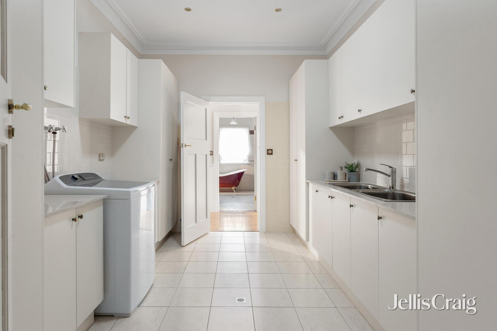11 Emu Avenue, Altona image 22