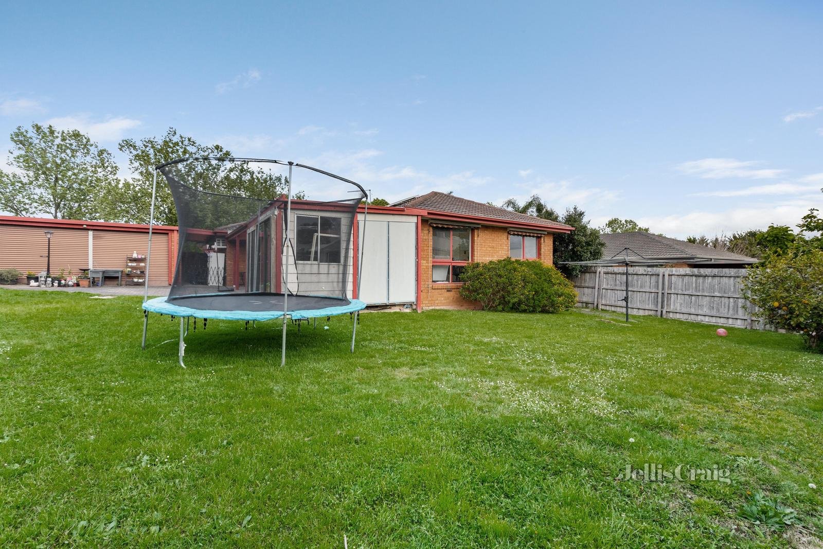 11 Erie Avenue, Rowville image 11