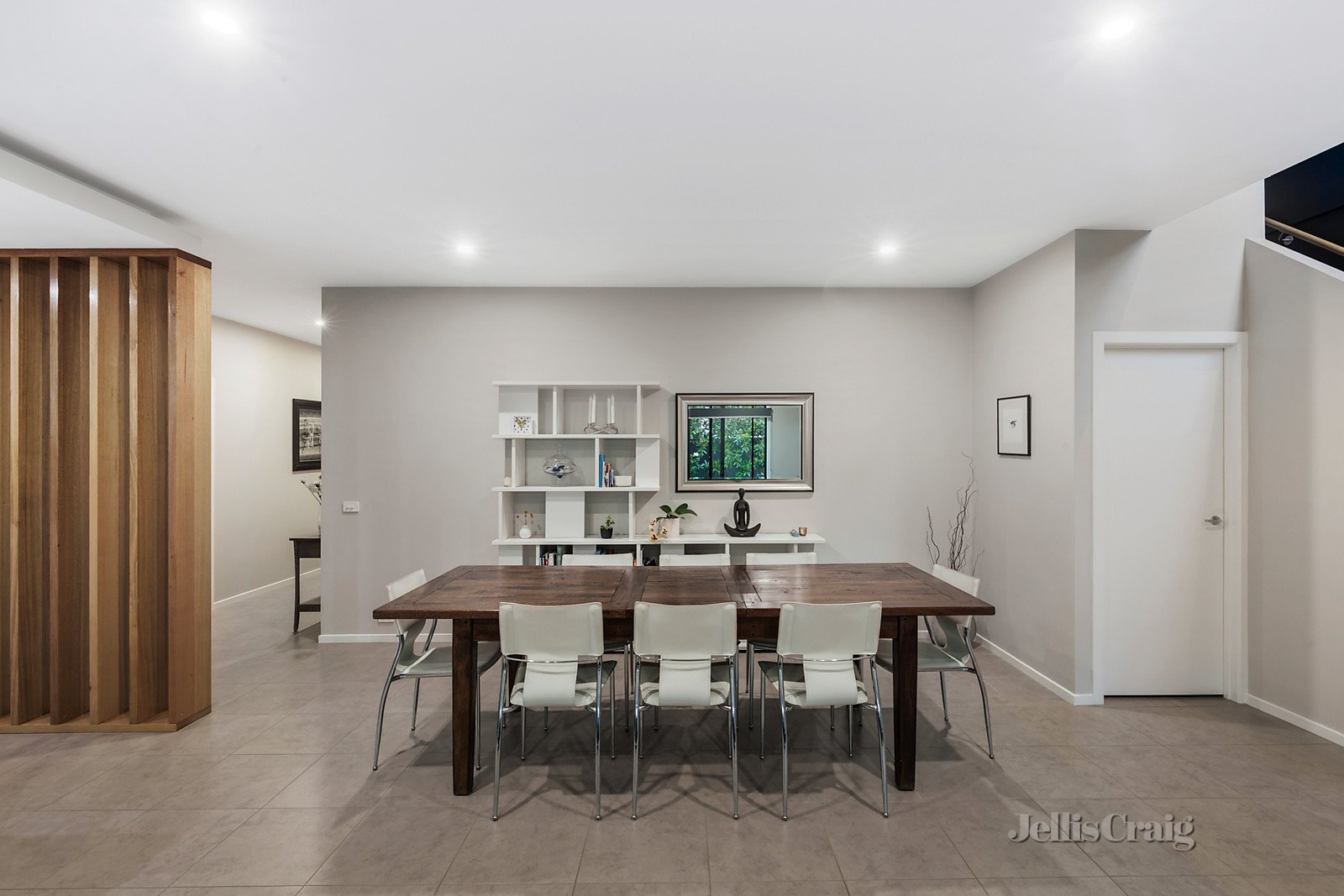 11 Evelyn Way, St Helena image 4