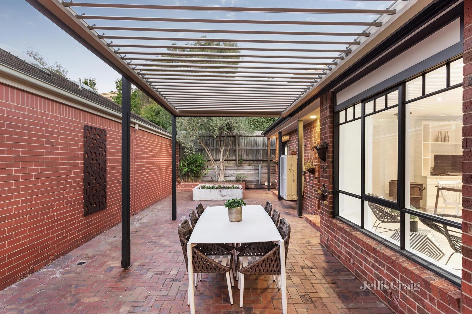 11 Fairholm Grove, Camberwell image 10