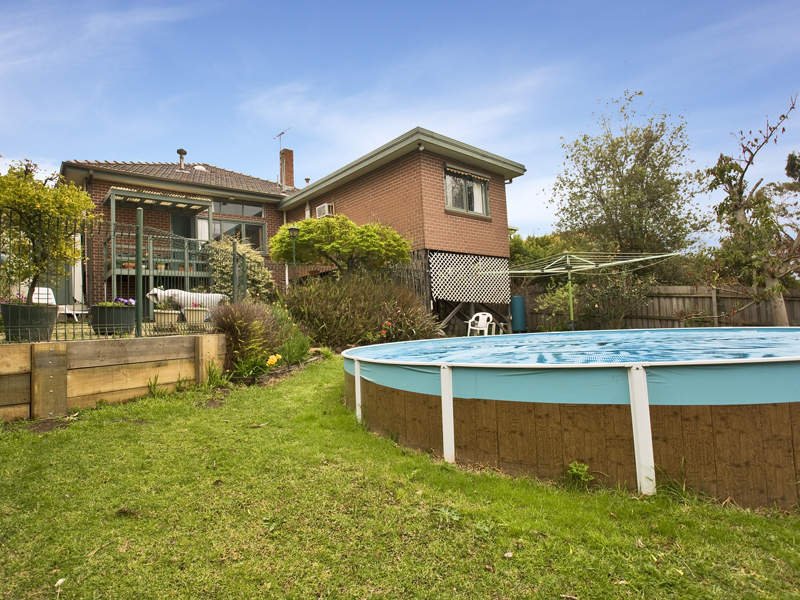 11 Fernhill Street, Ascot Vale image 3