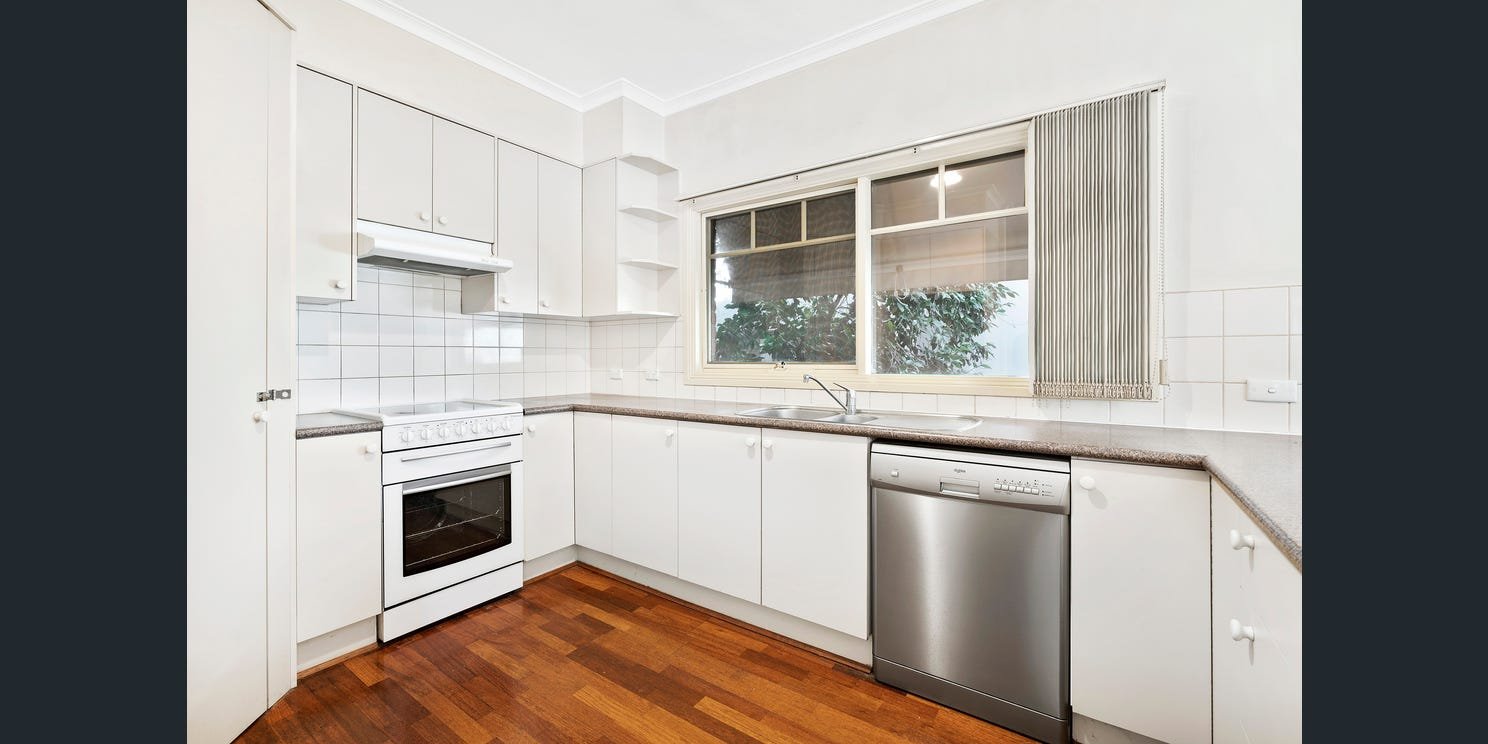11 Fintonia Street, Balwyn North image 5